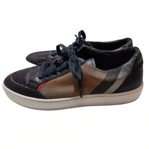Burberry women’s shoes size 38